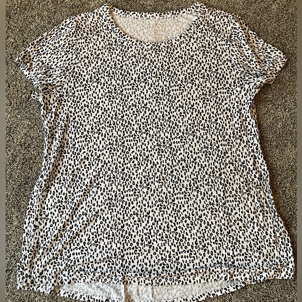 Maurices 24/7 leopard print dress shirt